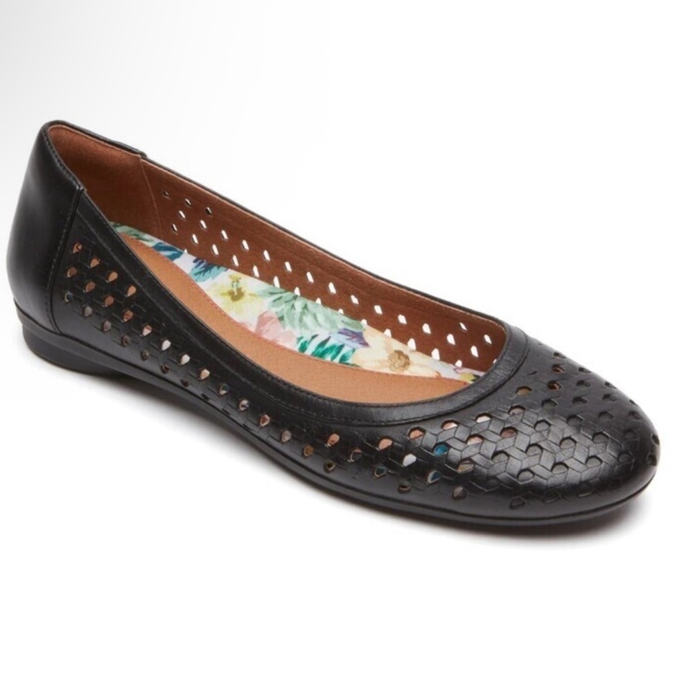 Cobb Hill by New Balance Women's Black Perforated Loafers